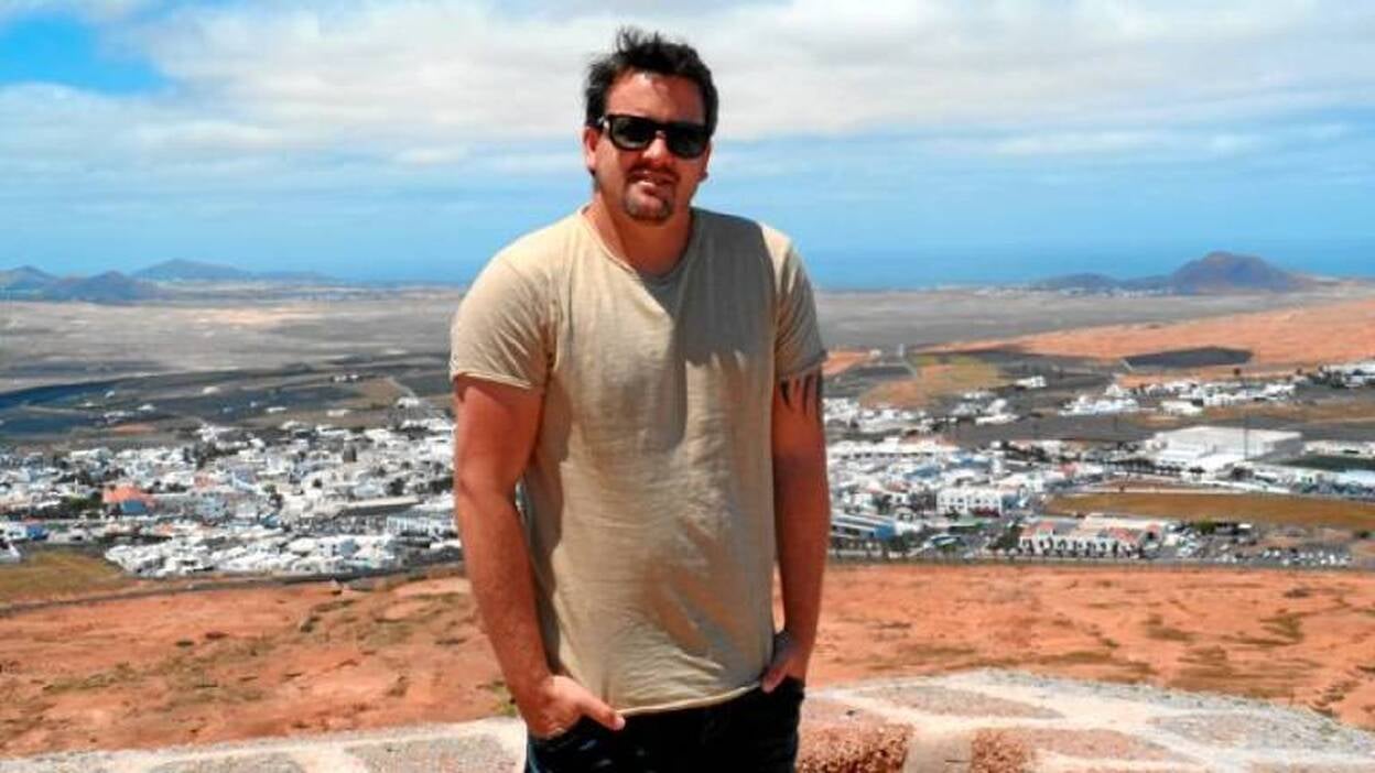 Aguerralde adapta cuentos clásicos a la vida en Canarias