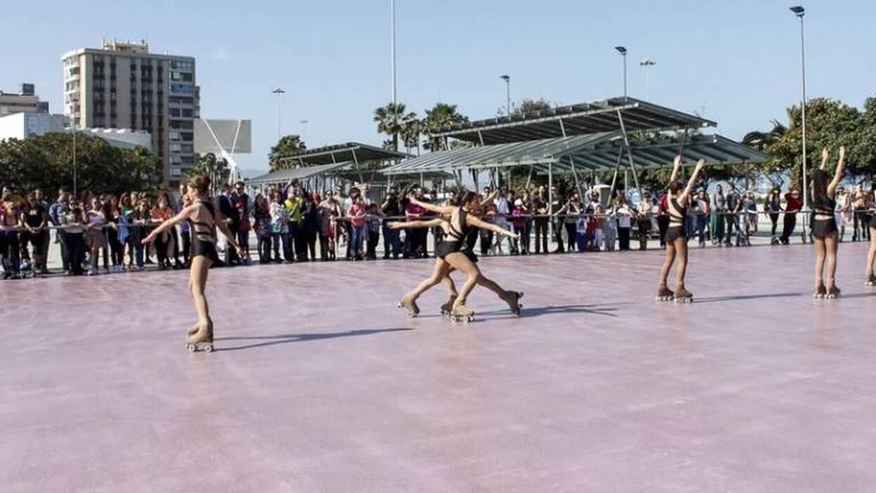 Primera pista de patinaje pública en la capital