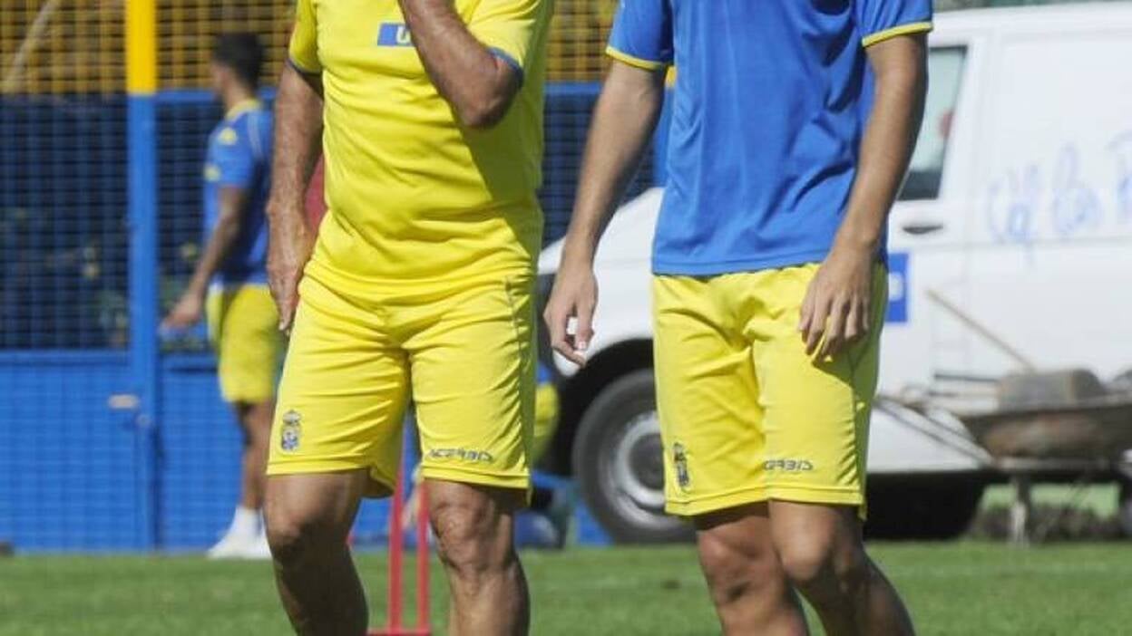 Paco Herrera medita una profunda remodelación en el once