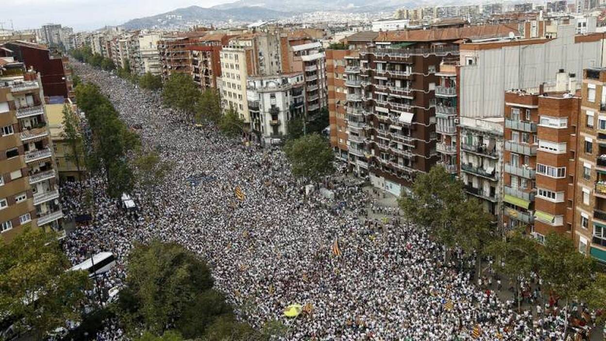 Pancartas reivindicativas en la Diada de Cataluña