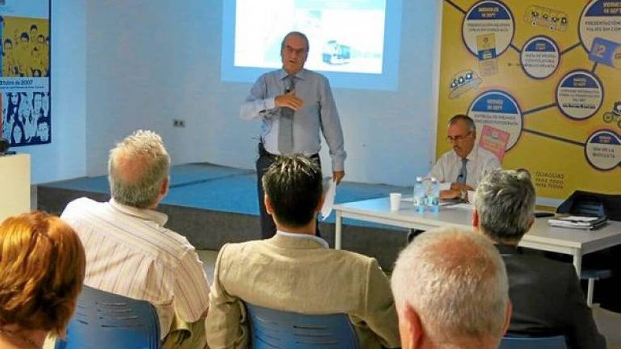 La guagua exprés ahorrará 8 millones de euros al año