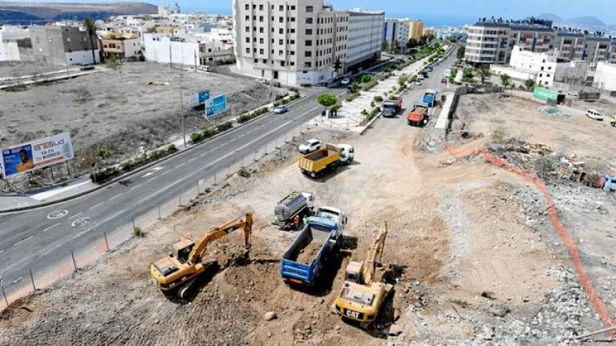 Un auto obliga a reiniciar la expropiación de Las Torres