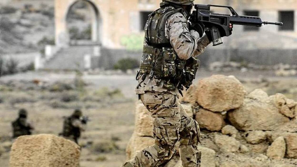 Defensa indaga un hallazgo de droga en unas maniobras