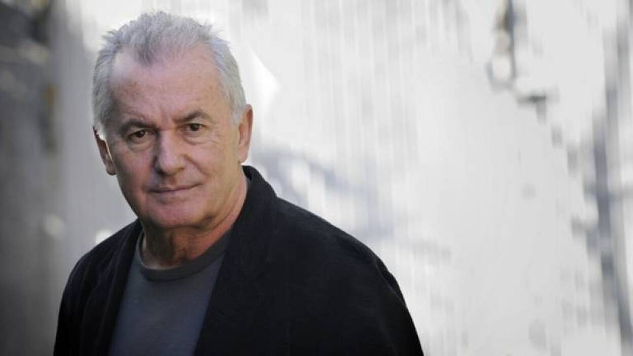 Víctor Manuel edita sus memorias por miedo a olvidar