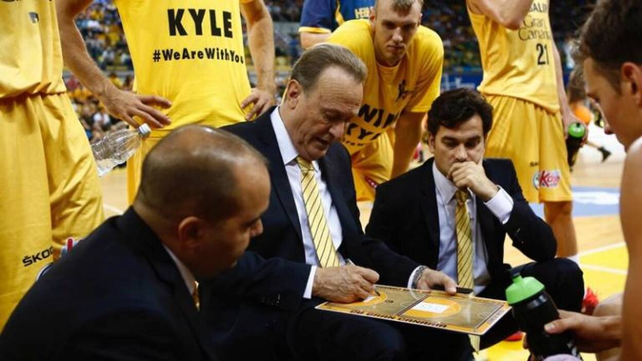 Reneses y Aguilar, ausencias en Italia