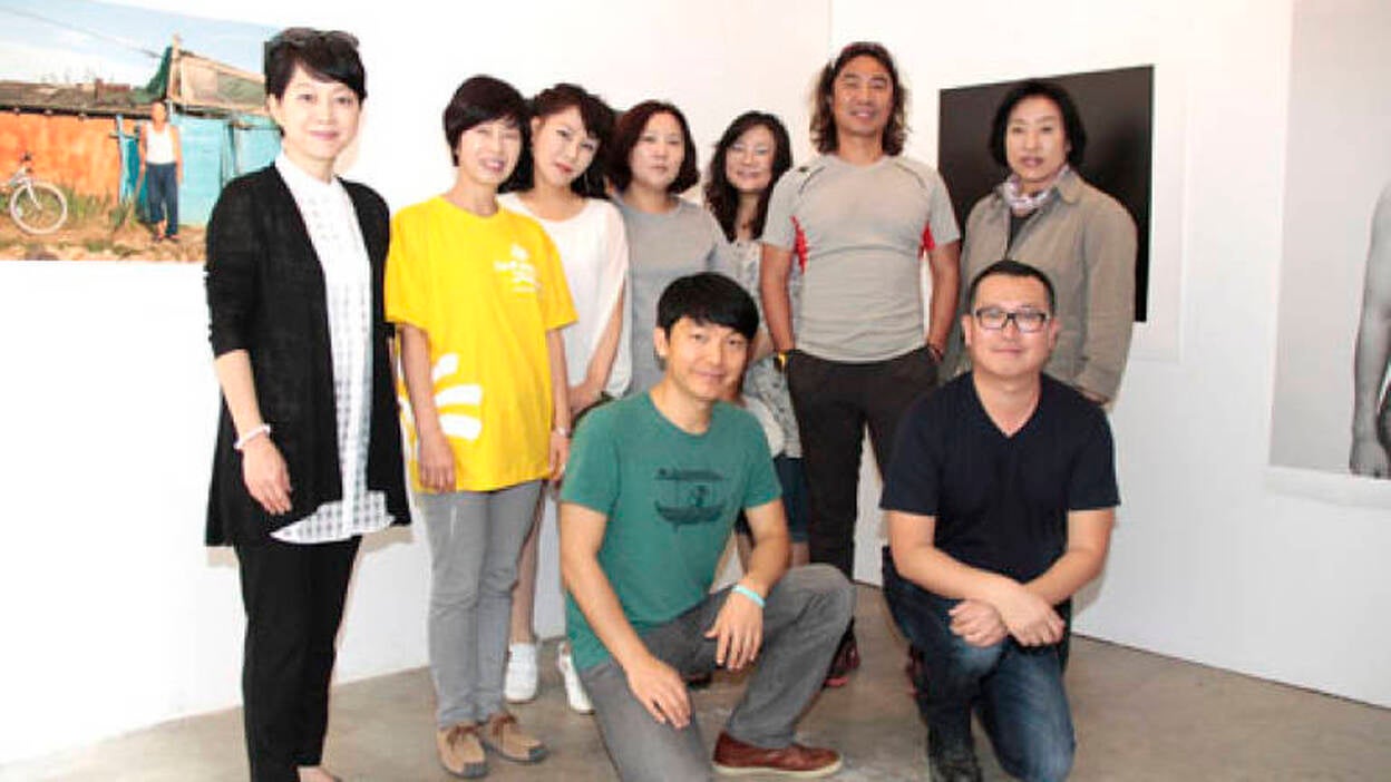 Miradas de oriente en Saro León