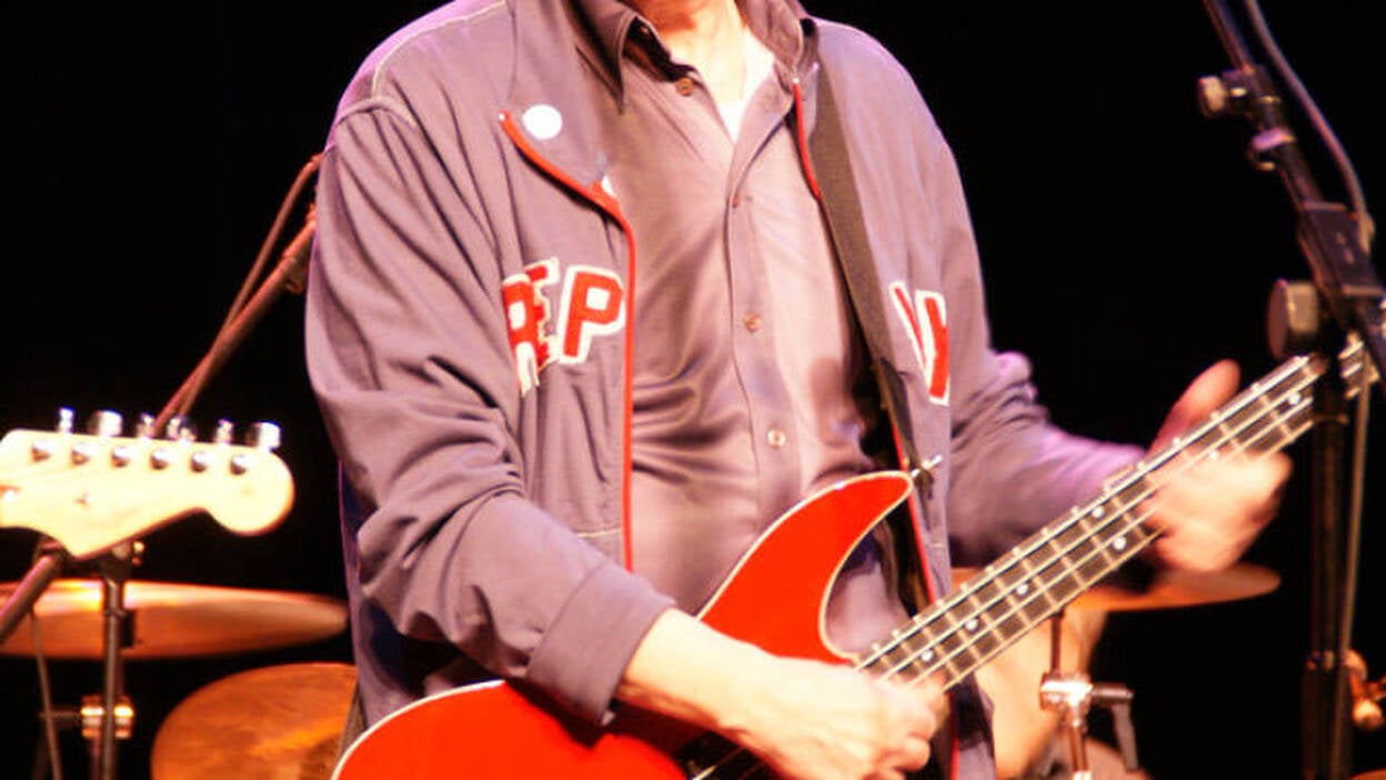 Bill Wyman, exbajista de los Rolling Stones, padece cáncer