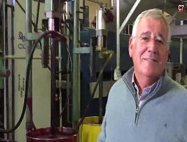 Antonio González, 54 años en una imprenta