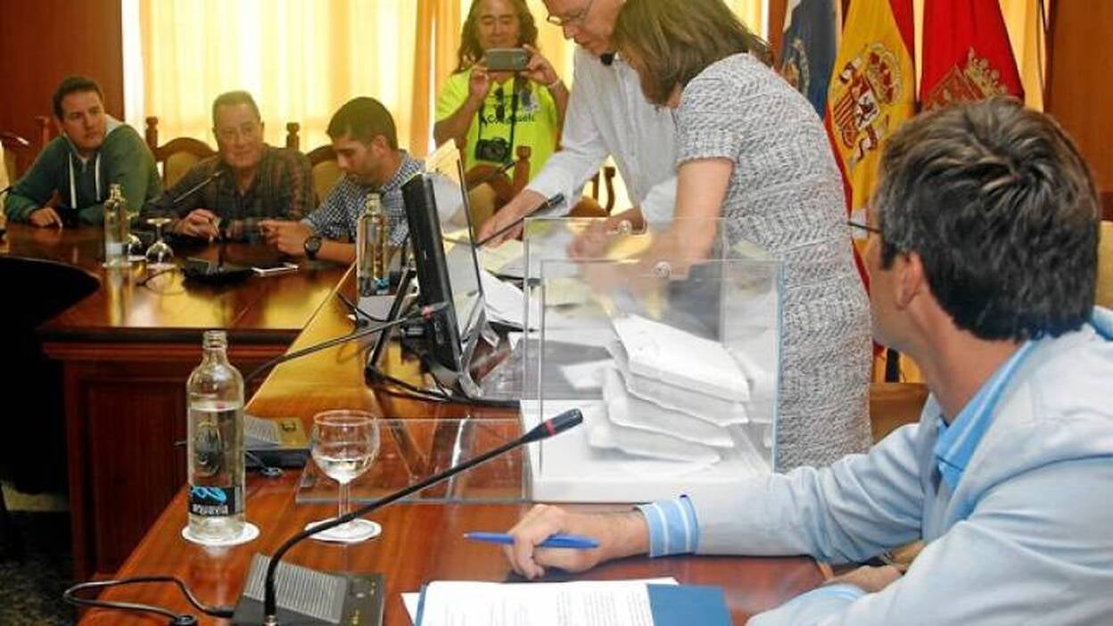 &#8216;El salinero&#8217; bautizará al teatro