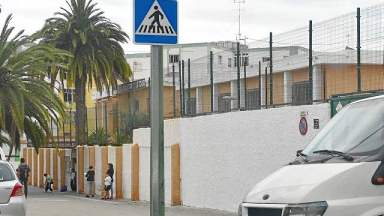 Los sindicatos piden un plan antiagresión para docentes