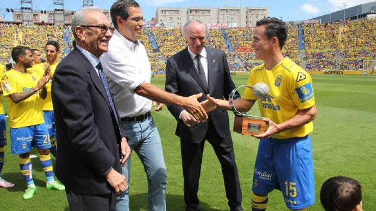 Roque, entre el Maestro y el Txopo