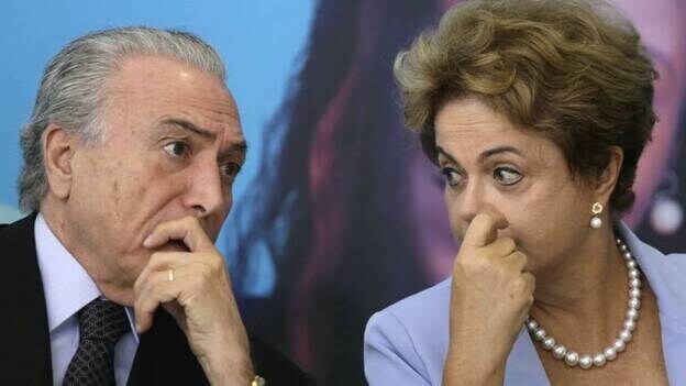 Rousseff disuelve su Gobierno tras ser separada del cargo por el Senado