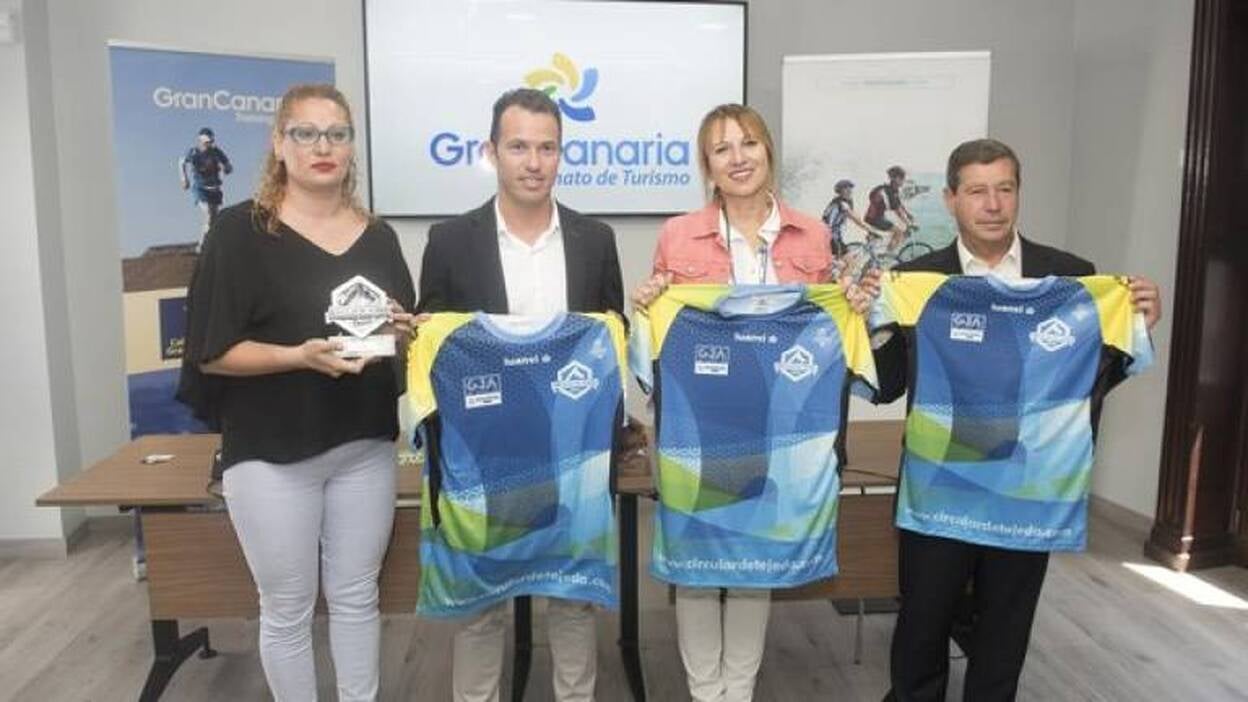 Más de 1.300 corredores en la cumbre grancanaria