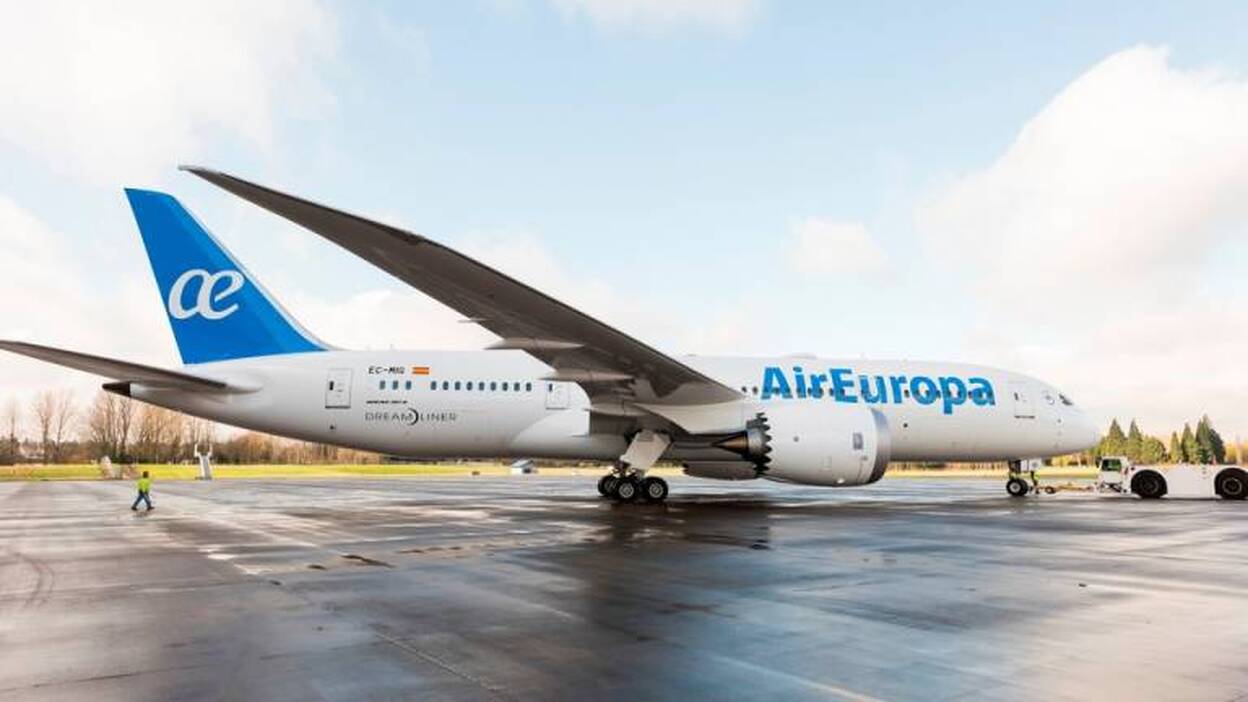 Los pilotos de Air Europa deciden ir a la huelga en verano