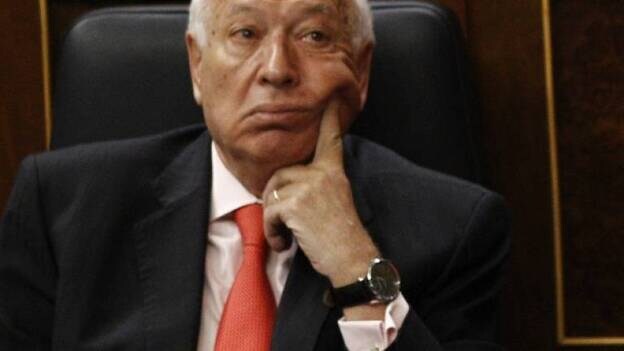 Margallo está "confiado" en que habrá acuerdo con Ciudadanos y espera que en el PSOE "se imponga el sentido común"