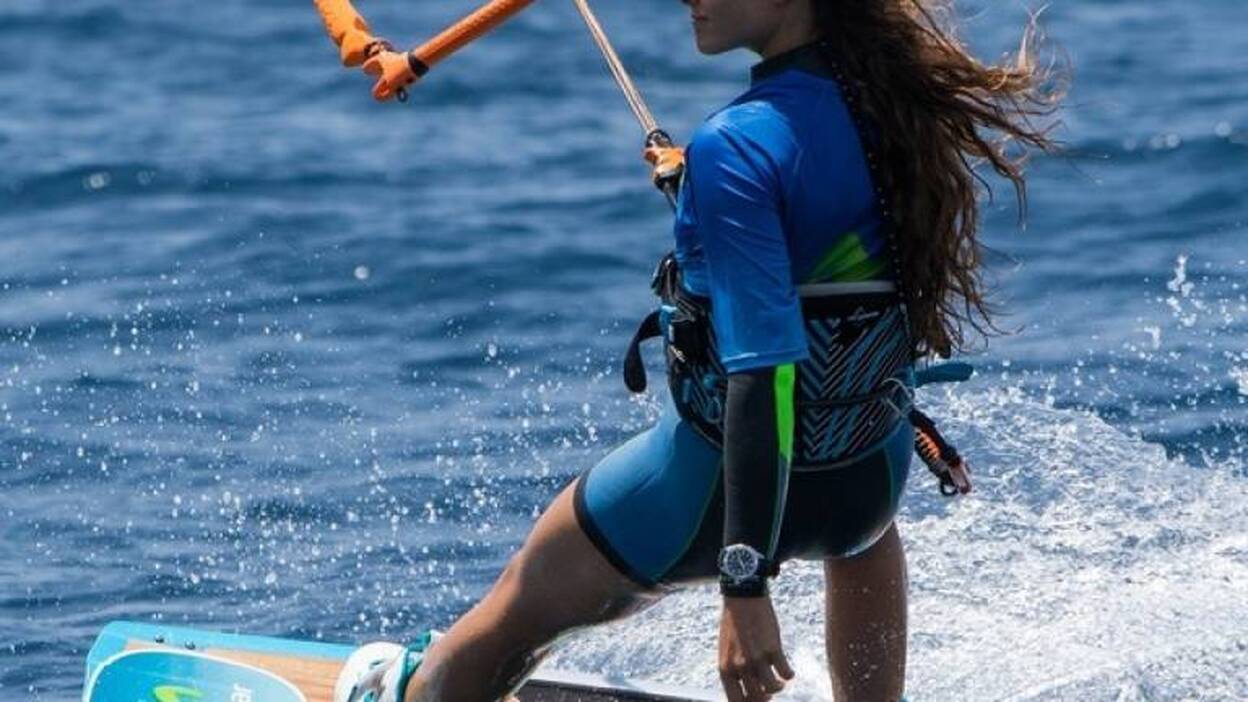 Gisela Pulido completa la segunda etapa entre Lanzarote y Fuerteventura