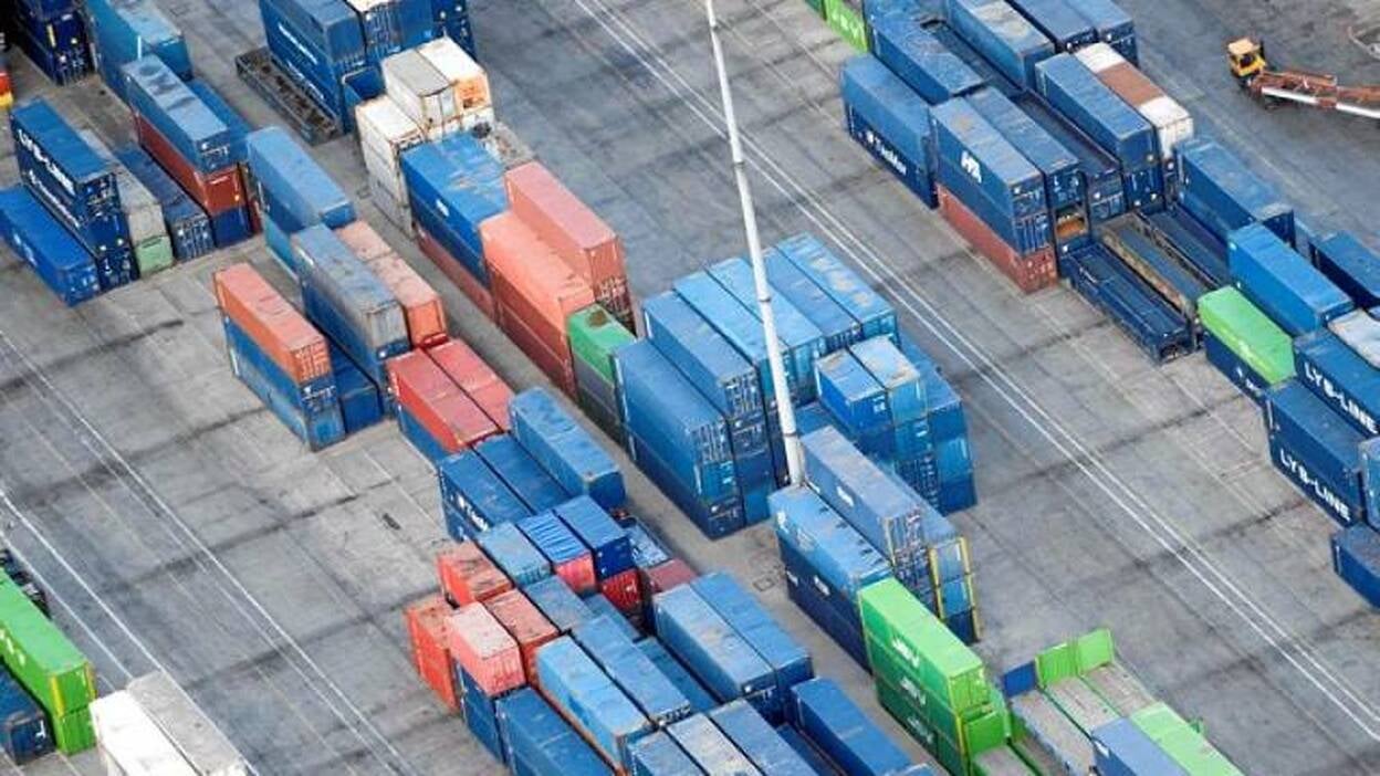 La caída de las ventas dispara el déficit comercial canario