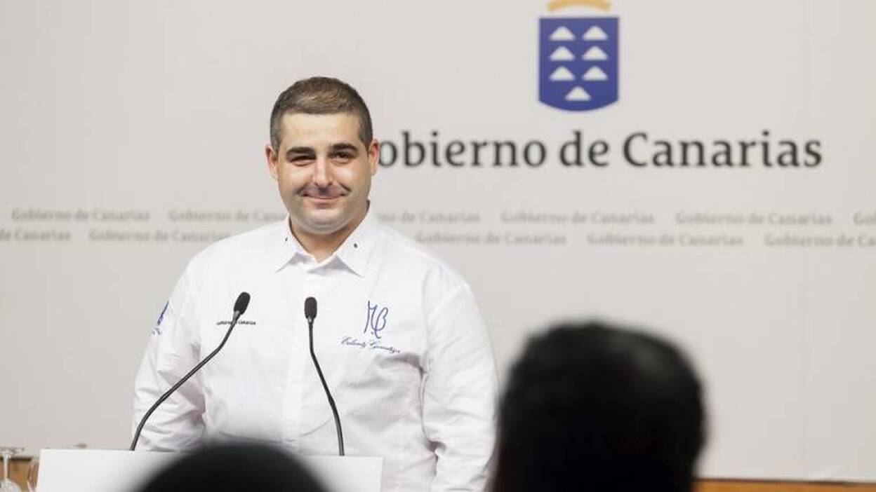 El único cocinero con 2 estrellas Michelín en Canarias participa en Pinolere