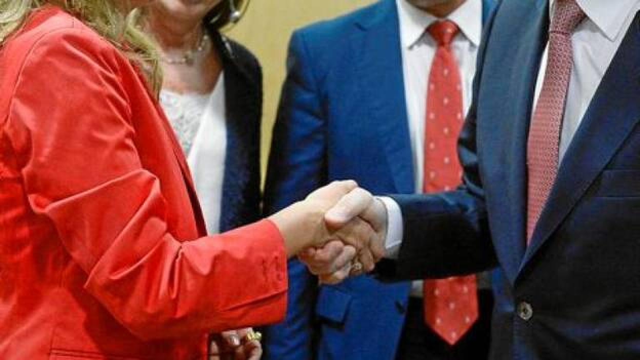 Montoro cita a Clavijo para aclarar si habrá recortes