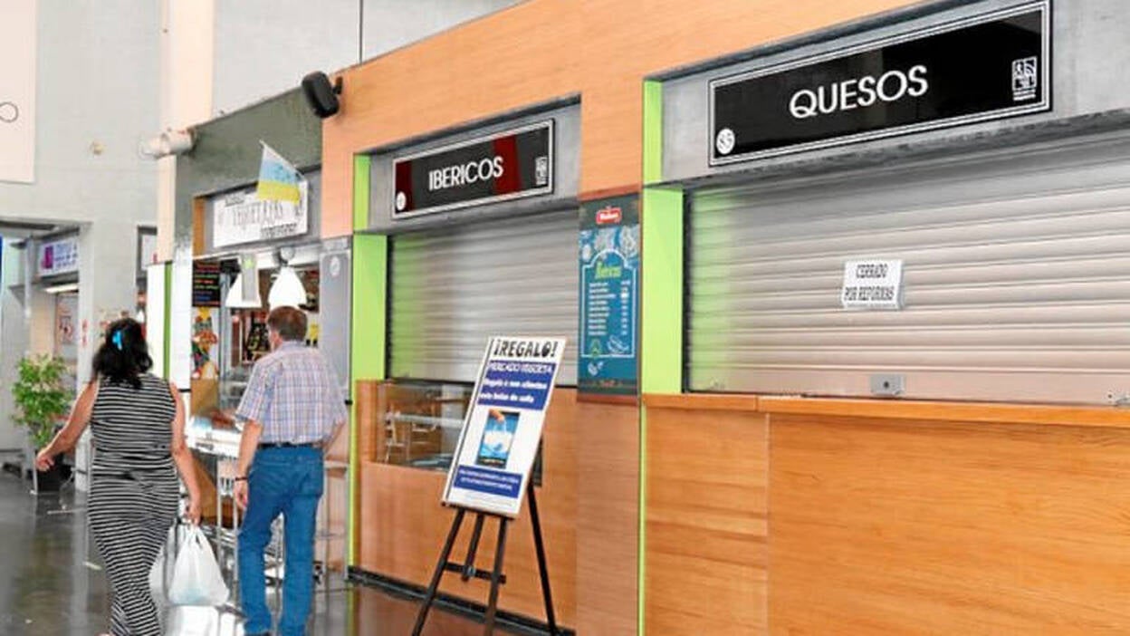 Compás de espera para el mercado de Vegueta