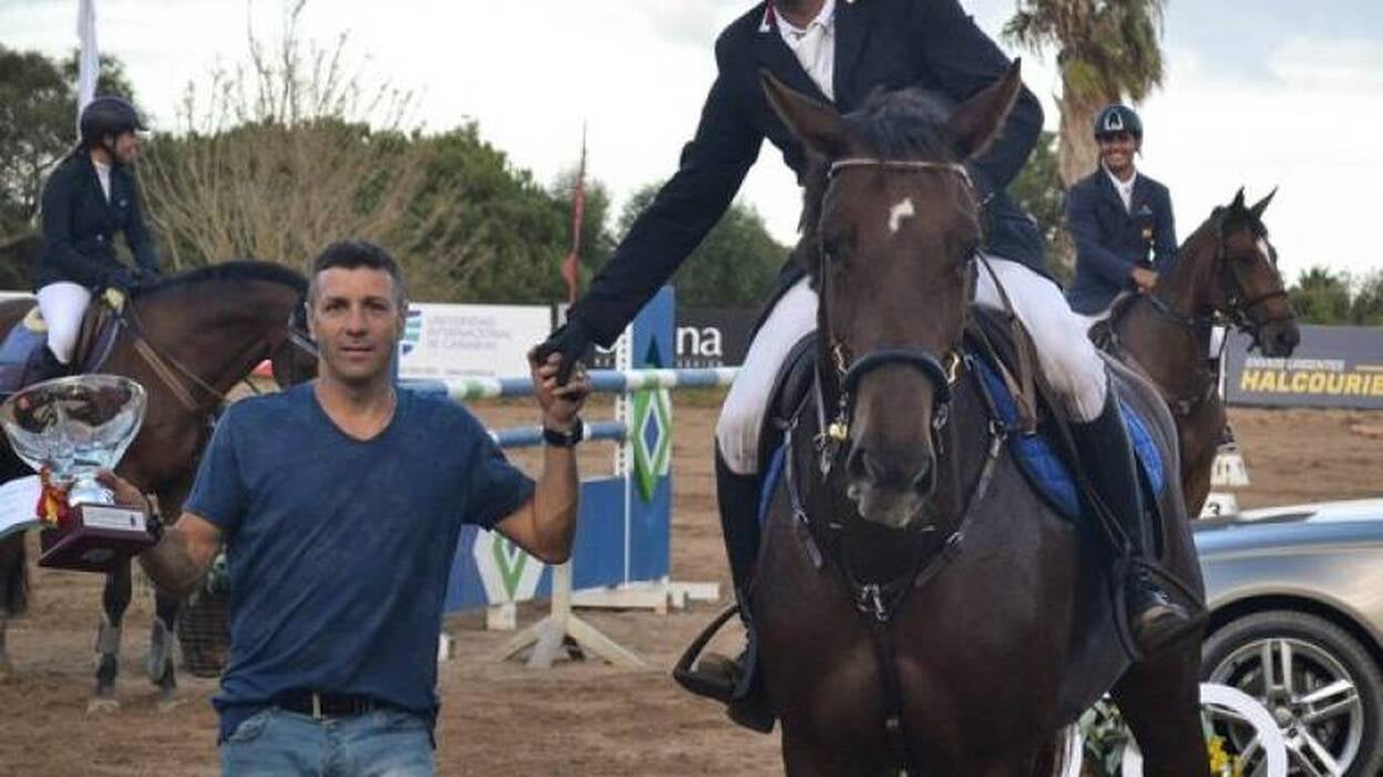 Victoria de Esteban Domínguez en la prueba de 1,30 metros