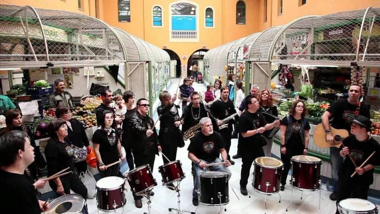 TEA proyecta el documental de rock 'Motxila 21'