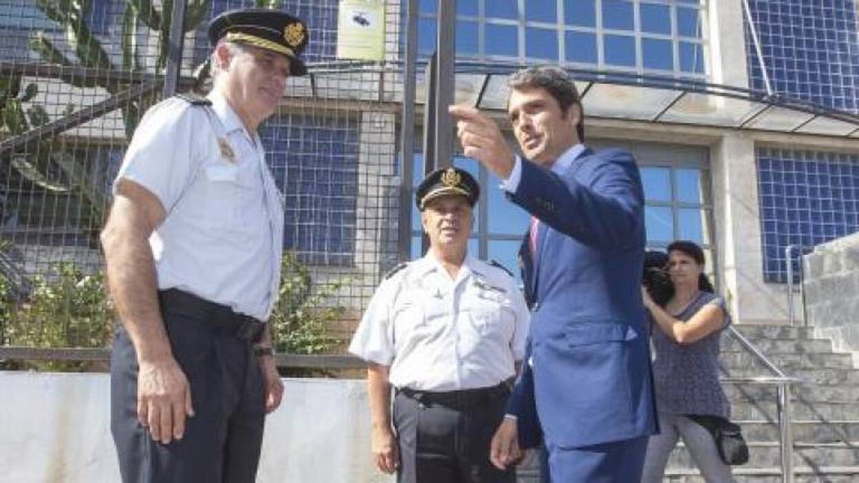 El jefe superior dice que faltan 40 policías nacionales más