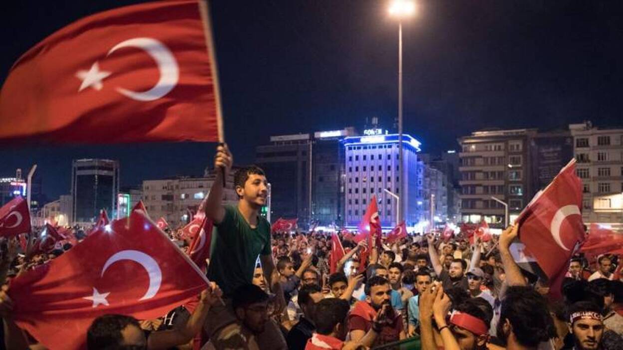 Un fracasado golpe militar que está cambiando Turquía