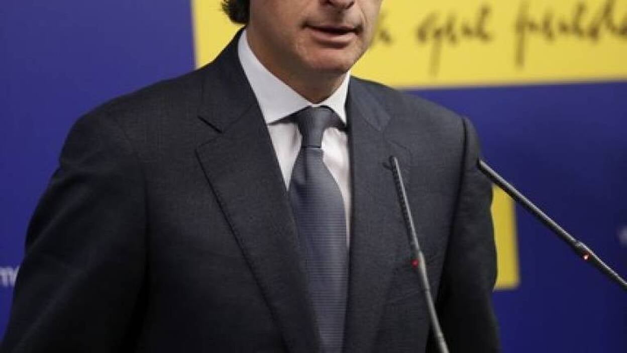 Fomento anuncia inversiones de 1.418 millones para los puertos y sus accesos