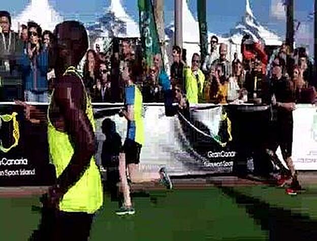 La llegada del ganador del Maratón, Mathew Kipsaat