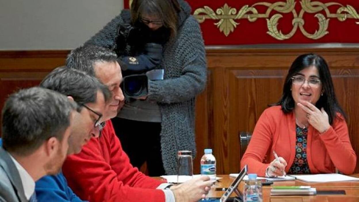 Diputados con viviendas que cobran dietas por alojamiento