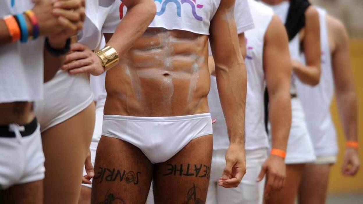 Gays y lesbianas en su desfile anual en Sydney