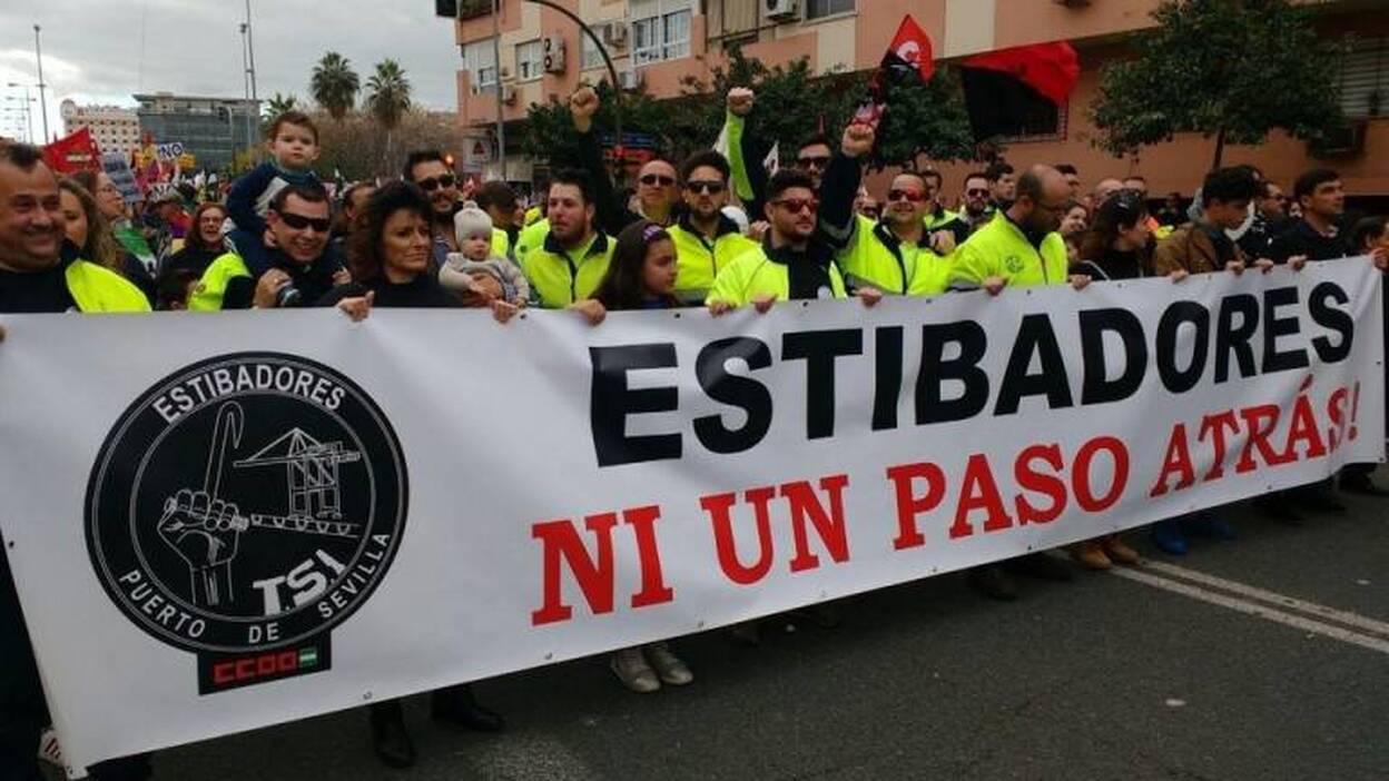 Estibadores y patronal mantendrán una reunión "técnica" este miércoles