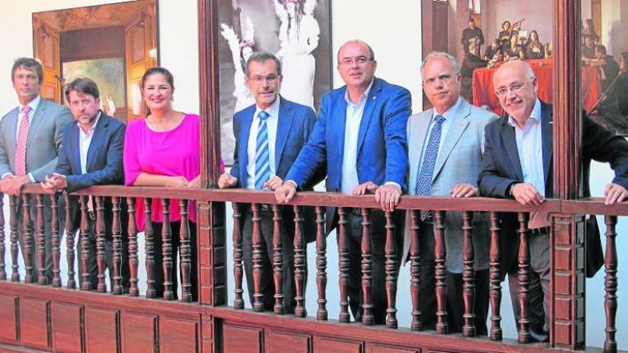 Cinco cabildos anuncian &#8216;guerra&#8217; si se cambia la triple paridad