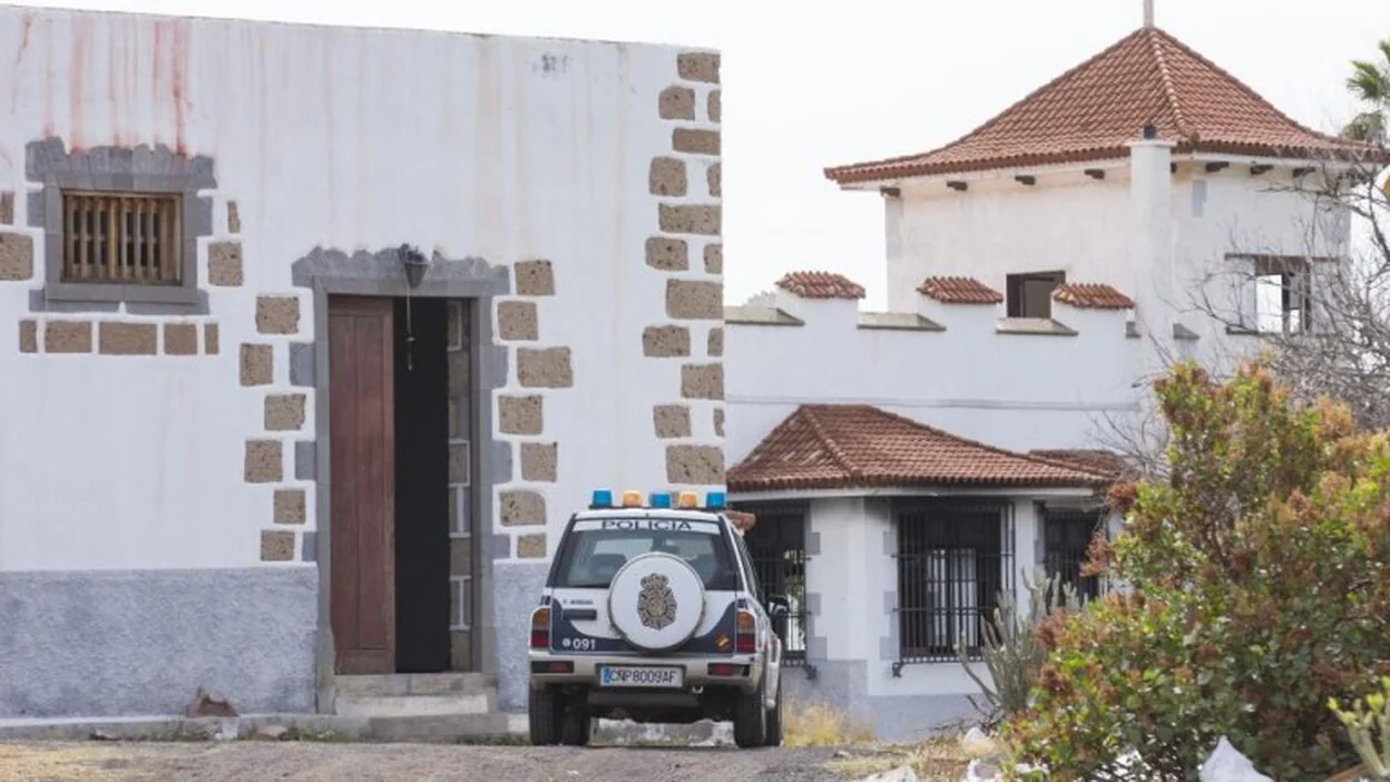 La Policía Nacional investiga y precinta la casa de San Rafael