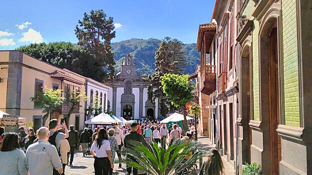 Calle principal de Teror.