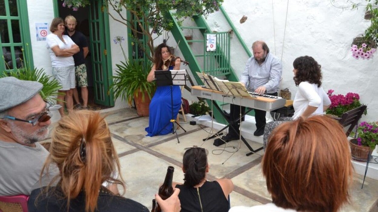 ‘Pop up’ artístico para los refugiados