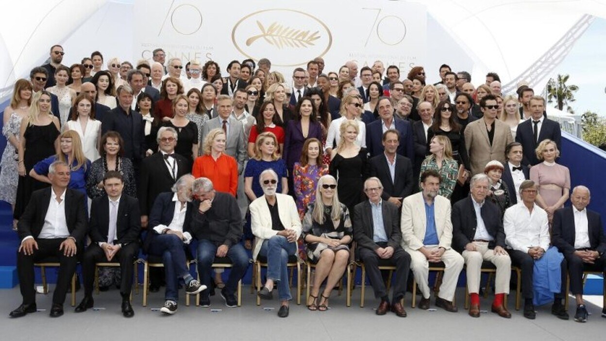 Multitudinario baño de estrellas por Cannes