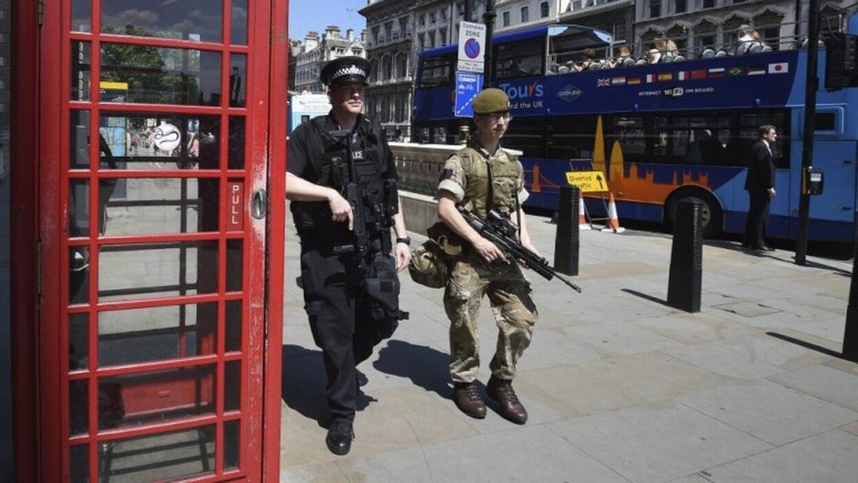 Londres sigue al máximo nivel de amenaza
