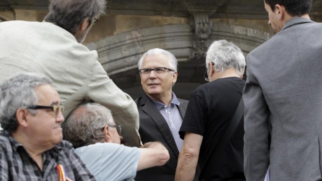 Garzón reprocha al Gobierno su “fijación negativa” con la memoria histórica