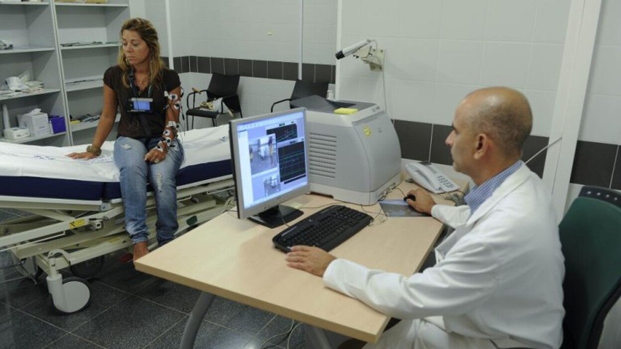 Sanidad trata la espasticidad de 44 enfermos con cannabis