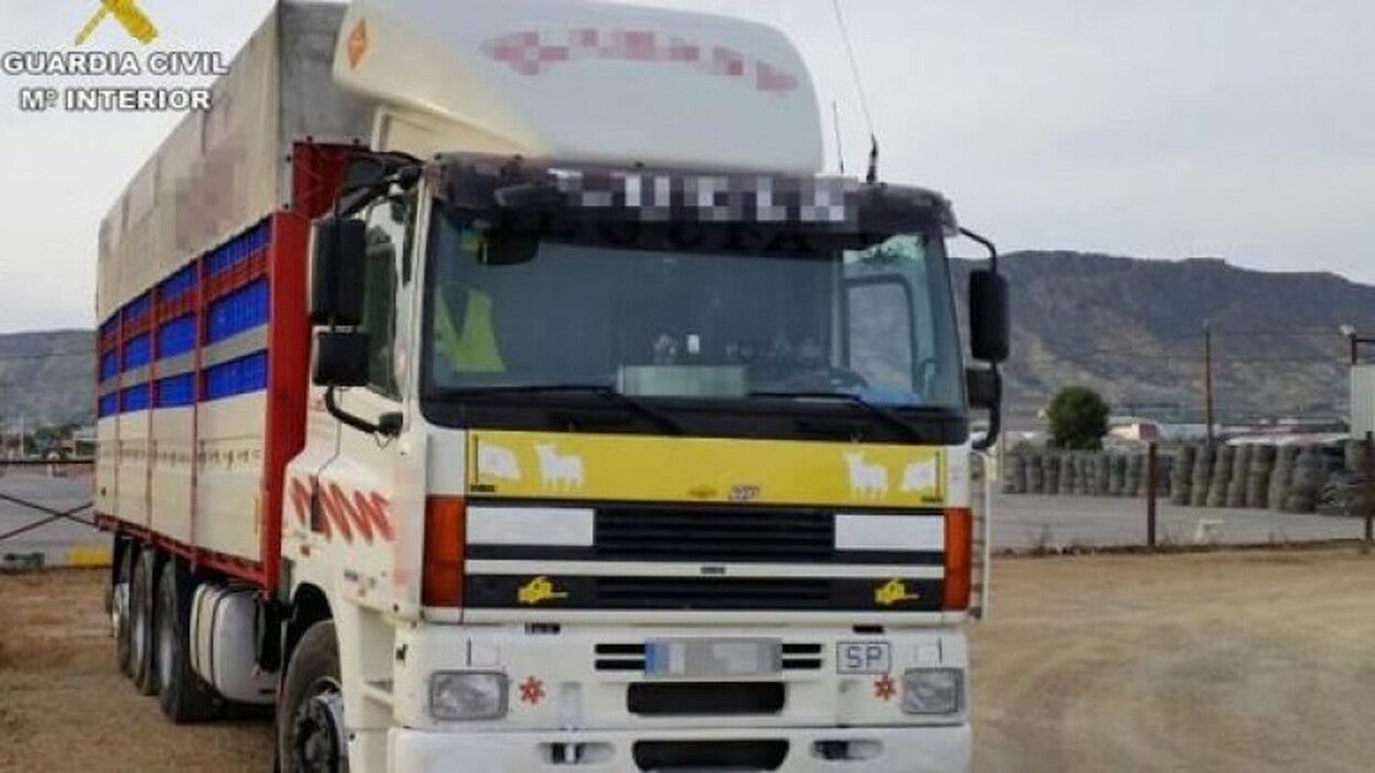 Un camionero superaba seis veces la tasa de alcohol