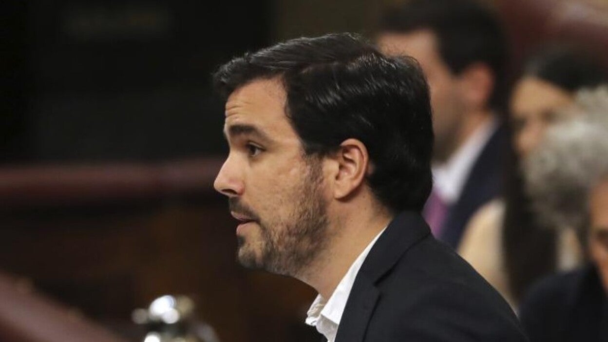 IU defiende la moción contra un Gobierno que socava la democracia