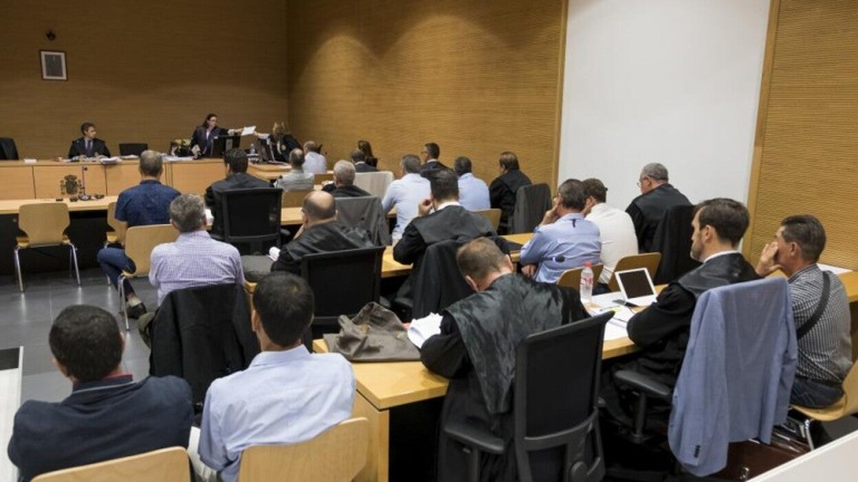 La fiscal ve una grave corrupción en los hechos de los guardias civiles