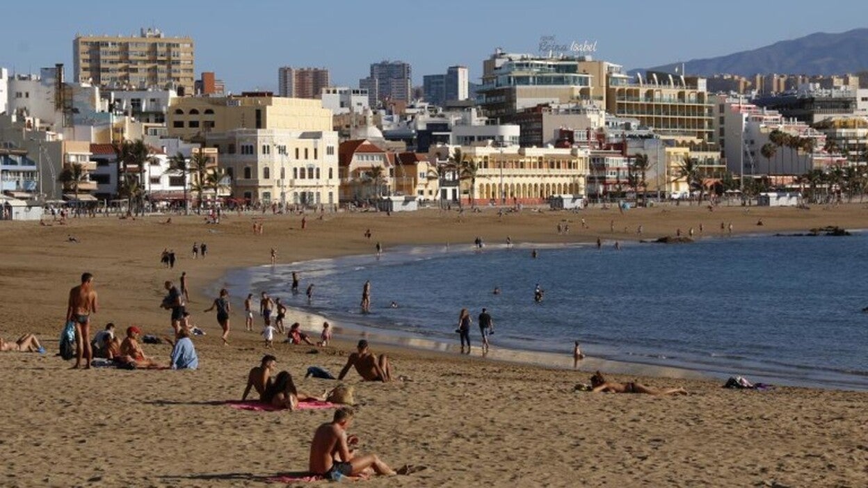 La Cícer recibirá el excedente de arena de la zona de La Puntilla