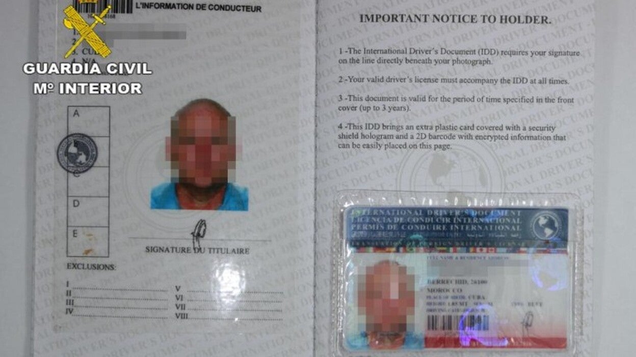 Detenidos por falsificar permisos de conducir