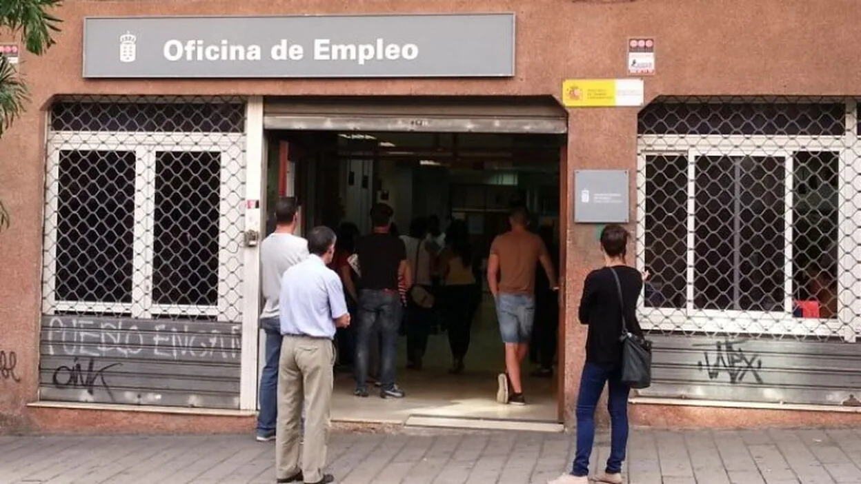 Canarias incentiva por contratar a parados de larga duración