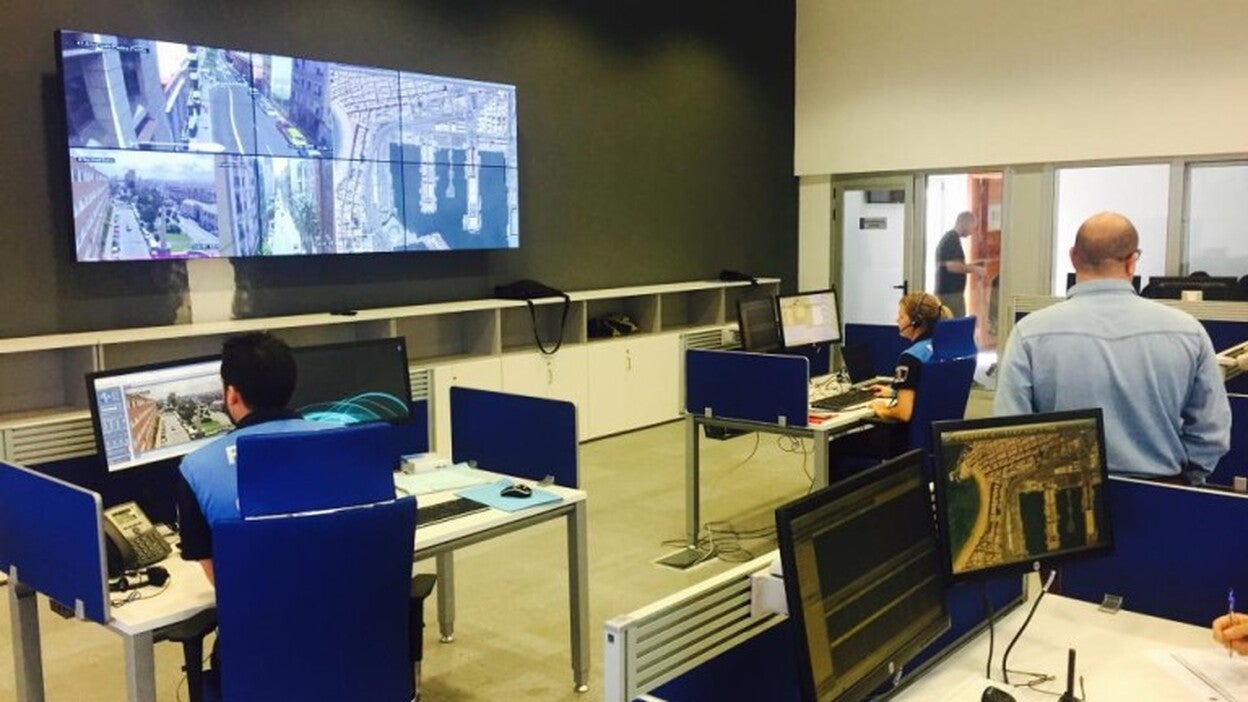 Cadena de dimisiones en el equipo de emergencias