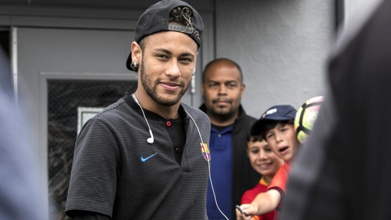 El padre de Neymar pide garantías
