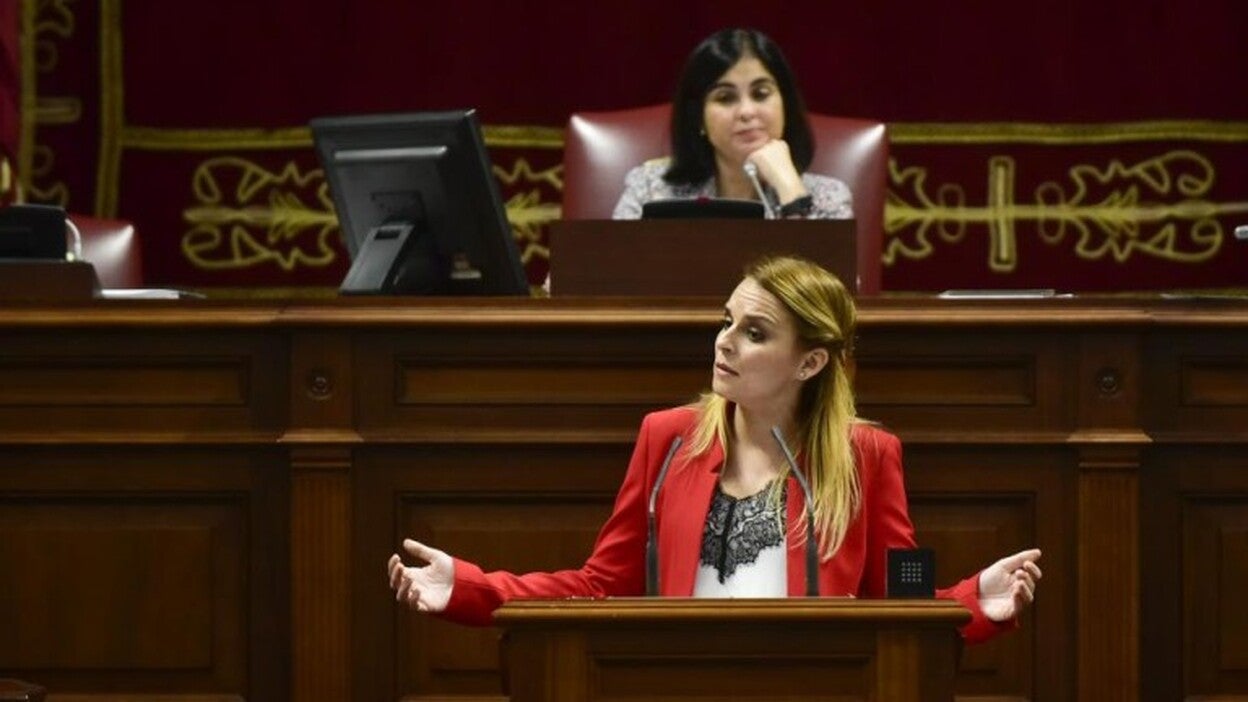 Podemos cree que el relevo de Lorenzo "es una operación de maquillaje"